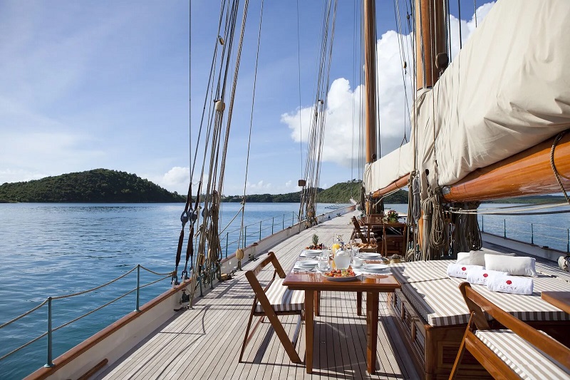 The Privilege of Privacy: Inside Indonesia’s Most Exclusive Yacht Experiences